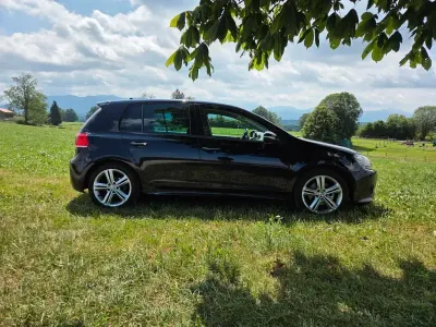 Gebraucht VW Golf VI Highline 122 PS (89 kW) 2010 Schwarz Kleinwagen