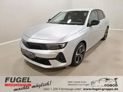 Gebraucht Opel Astra Design Edition 131 PS (96 kW) 2024 Lackierung aluminiumgrau/typ aussenverkleidung metalliclackierung Kleinwagen