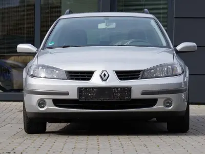 Gebraucht Renault Laguna II 111 PS (81 kW) 2006 Grau Limousine