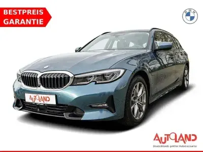 Gebraucht BMW 330e Sport Line 252 PS (185 kW) 2020 Blau Limousine