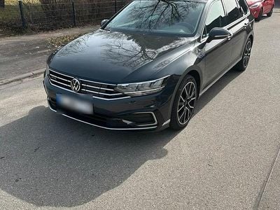 Gebraucht VW Passat GTE 218 PS (160 kW) 2021 Grau Kombi