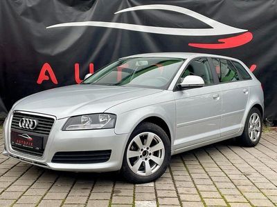 Gebraucht Audi A3 Attraction 105 PS (77 kW) 2010 Silber Kleinwagen