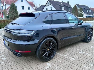 Schwarz Gebraucht 2015 Porsche Macan S SUV | 49.500 €