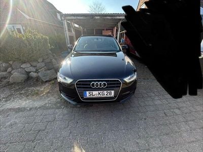 Gebraucht Audi A4 Attraction 150 PS (110 kW) 2013 Schwarz Kombi