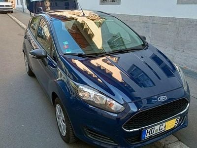 Gebraucht Ford Fiesta 60 PS (44 kW) 2016 Blau Limousine