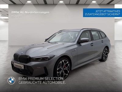 Grau Gebraucht 2025 BMW 330e M Sport Kombi | 53.802 € (Fairer Preis)