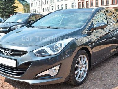 Gebraucht Hyundai i40 136 PS (100 kW) 2015 Grau Kombi