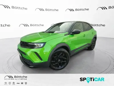 Gebraucht Opel Mokka GS Line 131 PS (96 kW) 2023 Lackierung matcha green/typ au SUV