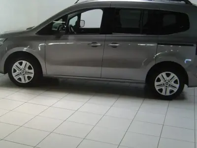 Gebraucht Renault Kangoo Techno 131 PS (96 kW) 2025 Grau cassiopee Van / Kleinbus