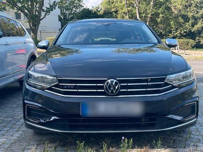 Grau Gebraucht 2021 VW Passat GTE Kombi | 20.350 € (Guter Preis)