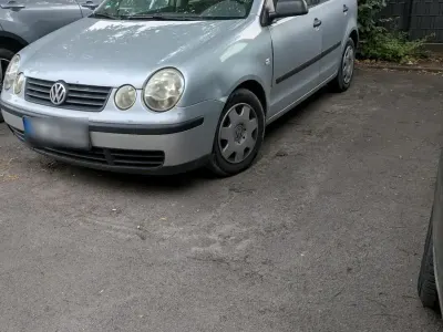 Gebraucht VW Polo 64 PS (47 kW) 2003 Silber Kleinwagen