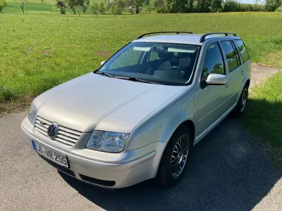 Gebraucht VW Bora Highline 150 PS (110 kW) 1999 Silber Kombi