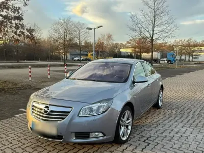 Gebraucht Opel Insignia 220 PS (161 kW) 2008 Silber Limousine