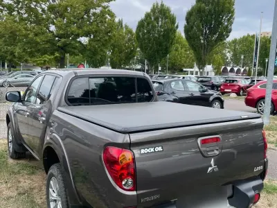 Gebraucht Mitsubishi L200 178 PS (130 kW) 2014 Braun Pickup