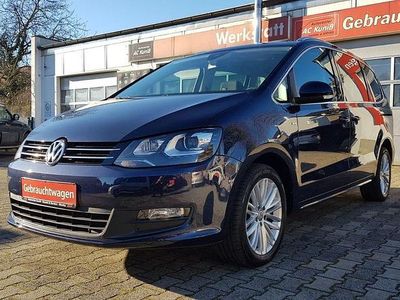 Blau Gebraucht 2015 VW Sharan Cup Van / Kleinbus | 21.995 € (Teuer)
