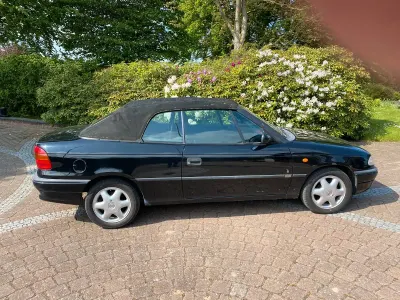 Gebraucht Opel Astra Cabriolet 75 PS (55 kW) 1997 Cabrio
