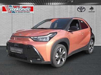 Neu Toyota Aygo X 116 PS (85 kW) 2026 Cinnamon bronze SUV