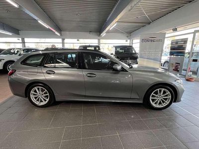 Gebraucht BMW 318 Sport Line 150 PS (110 kW) 2022 Skyscraper grau Kombi