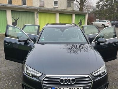 Gebraucht Audi A4 190 PS (139 kW) 2019 Grau Kombi