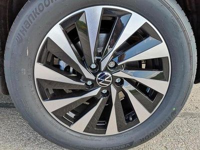 Nouă VW T-Roc Life 150 CP (110 kW) 2026 Gri SUV