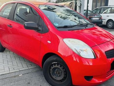 Gebraucht Toyota Yaris 69 PS (50 kW) 2008 Rot Kleinwagen