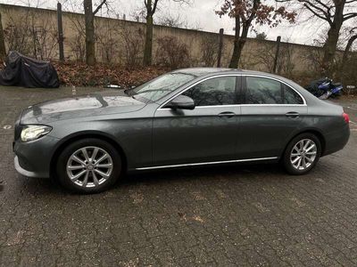 Mercedes E220