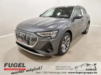Gebraucht Audi e-tron S-Line 300 kW (408 PS) 2022 Daytonagrau perleffekt SUV