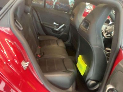 Rot Gebraucht 2022 Mercedes CLA200 Shooting Brake AMG line Kombi | 30.500 € (Etwas zu teuer)