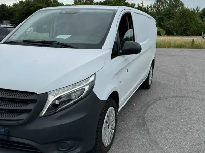 Gebraucht Mercedes Vito 163 PS (119 kW) 2018 Weiß Van