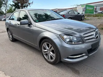 Second-hand Mercedes C220