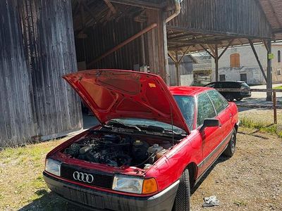 Second-hand Audi 80 90 CP (66 kW) 1997 Roșu Berlinǎ