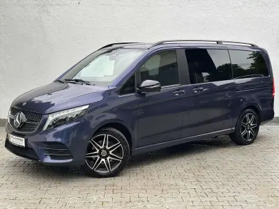 Gebraucht Mercedes V250 AMG line 190 PS (139 kW) 2023 Sodalithblau Van / Kleinbus