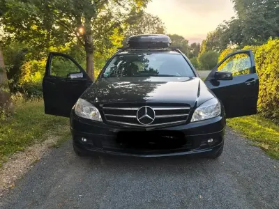 Gebraucht Mercedes C220 170 PS (125 kW) 2008 Schwarz Kombi