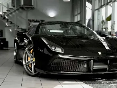 Gebraucht Ferrari 488 669 PS (492 kW) 2017 Schwarz Cabrio