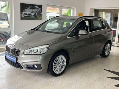 Platinsilber Gebraucht 2015 BMW 220 Luxury Line Van / Kleinbus | 16.990 € (Guter Preis)