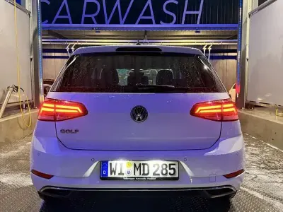 Gebraucht VW Golf VII Sound 150 PS (110 kW) 2018 Weiß Kleinwagen
