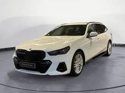 Używany BMW 520 Performance 197 KM (144 kW) 2025 Biały Kombi