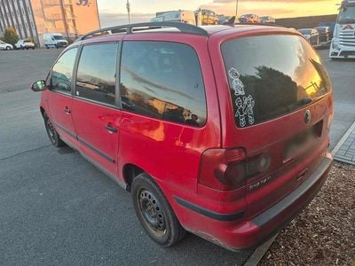 Gebraucht VW Sharan 116 PS (85 kW) 2009 Rot Van / Kleinbus