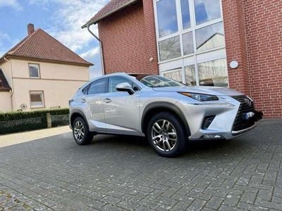Lexus NX300h