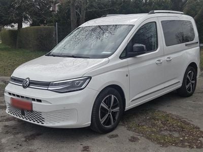 Usata VW Caddy Style 122 CV (89 kW) 2022 Bianco Monovolume