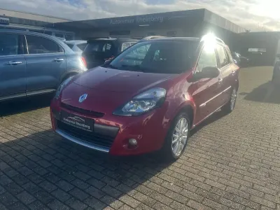 Usata Renault Clio II Dynamique 75 CV (55 kW) 2009 Rosso Berlina