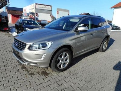 Gebraucht Volvo XC60 Momentum 230 PS (169 kW) 2014 Seashell SUV