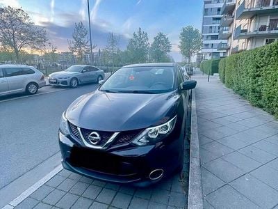 Occasion Nissan Qashqai 116 ch (85 kW) 2015 Violet SUV