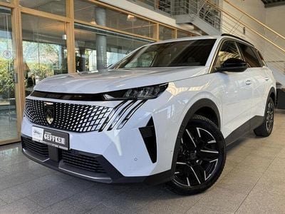 Second-hand Peugeot 5008 Allure 145 CP (106 kW) 2025 Alb SUV
