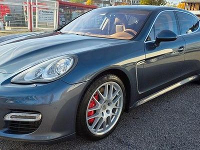 Porsche Panamera Turbo