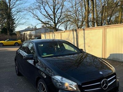 Gebraucht Mercedes A180 AMG 122 PS (89 kW) 2013 Schwarz Kleinwagen