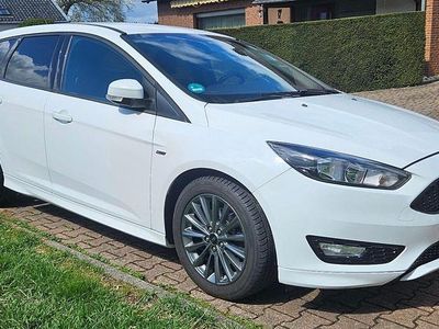 Second-hand Ford Focus ST-Line 182 CP (133 kW) 2017 Alb Break