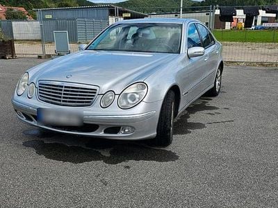 Mercedes E270