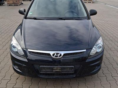 Gebraucht Hyundai i30 109 PS (80 kW) 2009 Schwarz Kombi