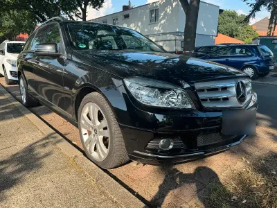 Gebraucht Mercedes C220 170 PS (125 kW) 2011 Schwarz Kombi